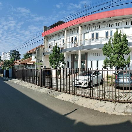Hotel Residence 5 Syariah Бандунг Экстерьер фото